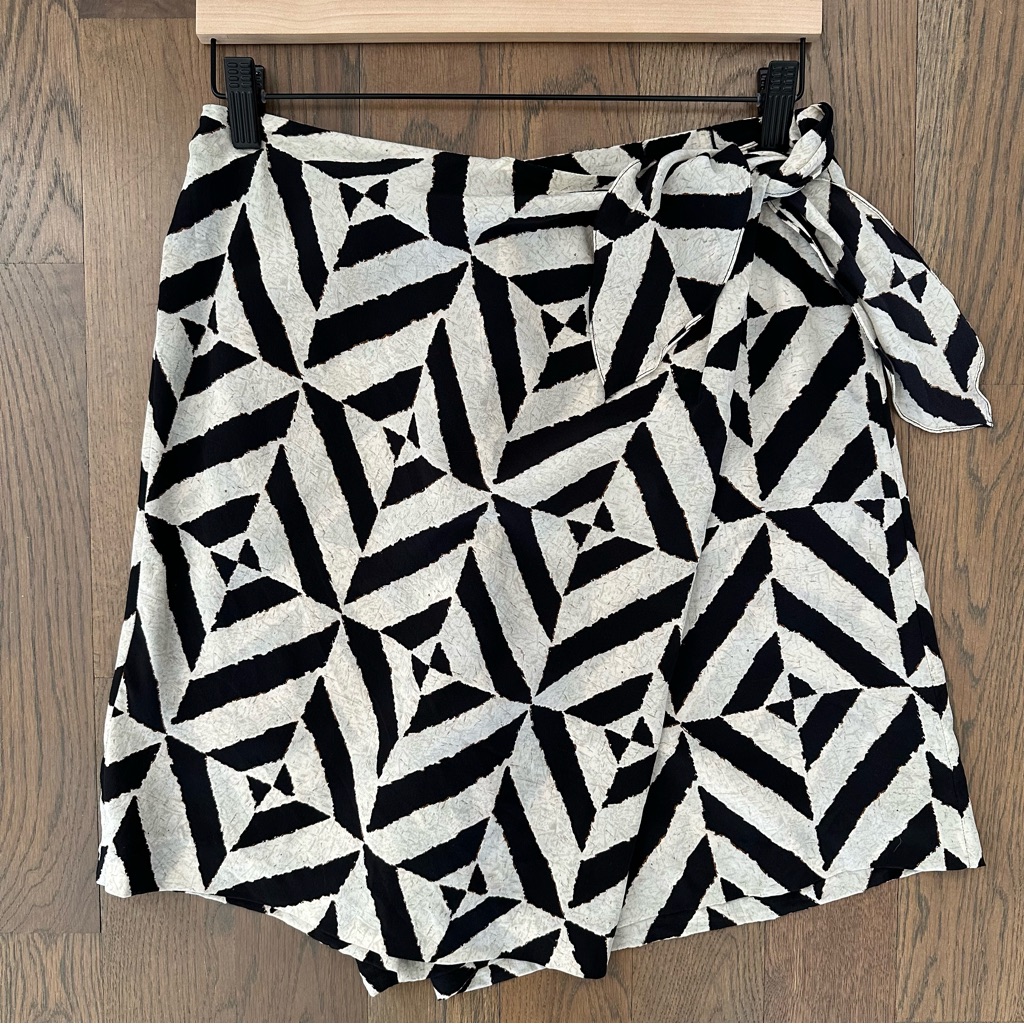 Vintage Linda Allard Ellen Tracy Abstract Print Tie Silk Skort Black, Tan 10/M